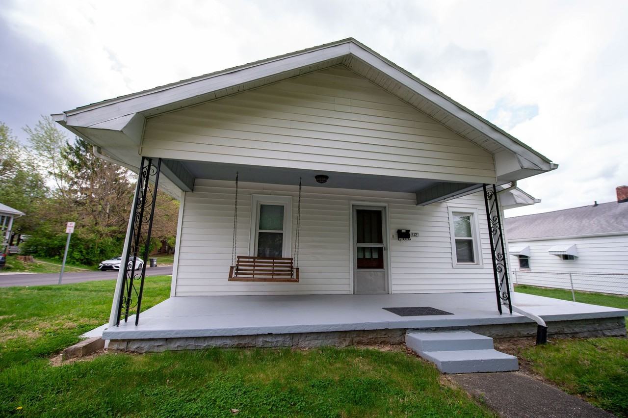 112 E 15th St - Photo 3 of 50