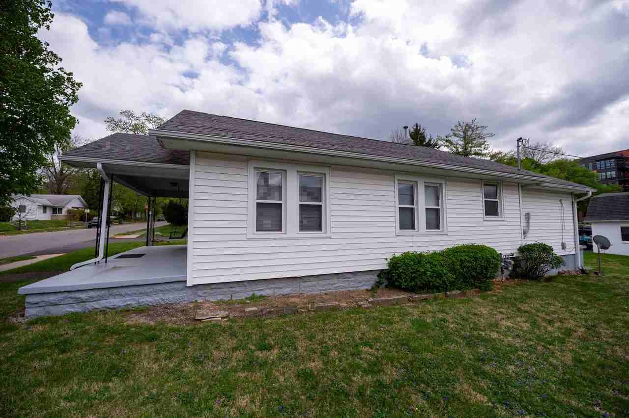 112 E 15th St - Photo 4 of 50