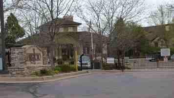 featured image of 3976 Riviera Grv