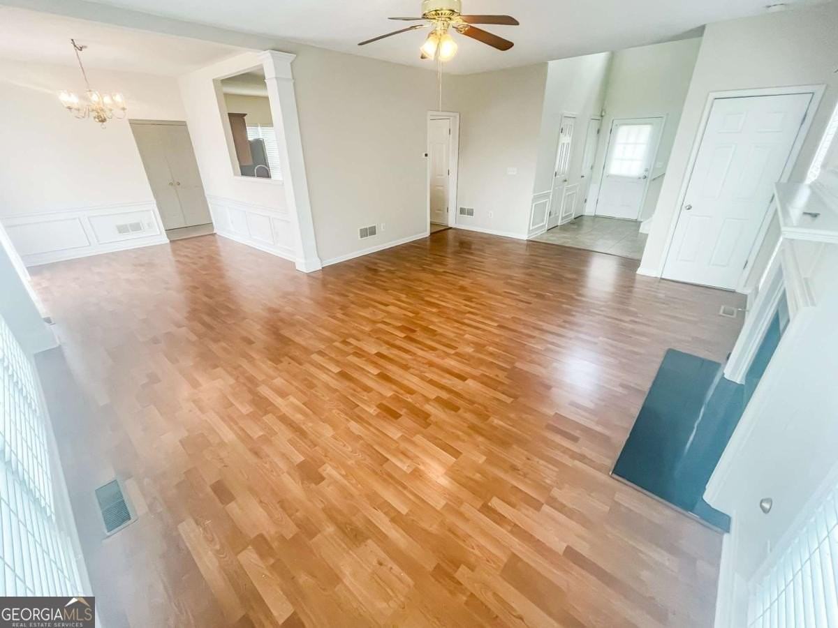 140 Calborne Ct - Photo 7 of 39