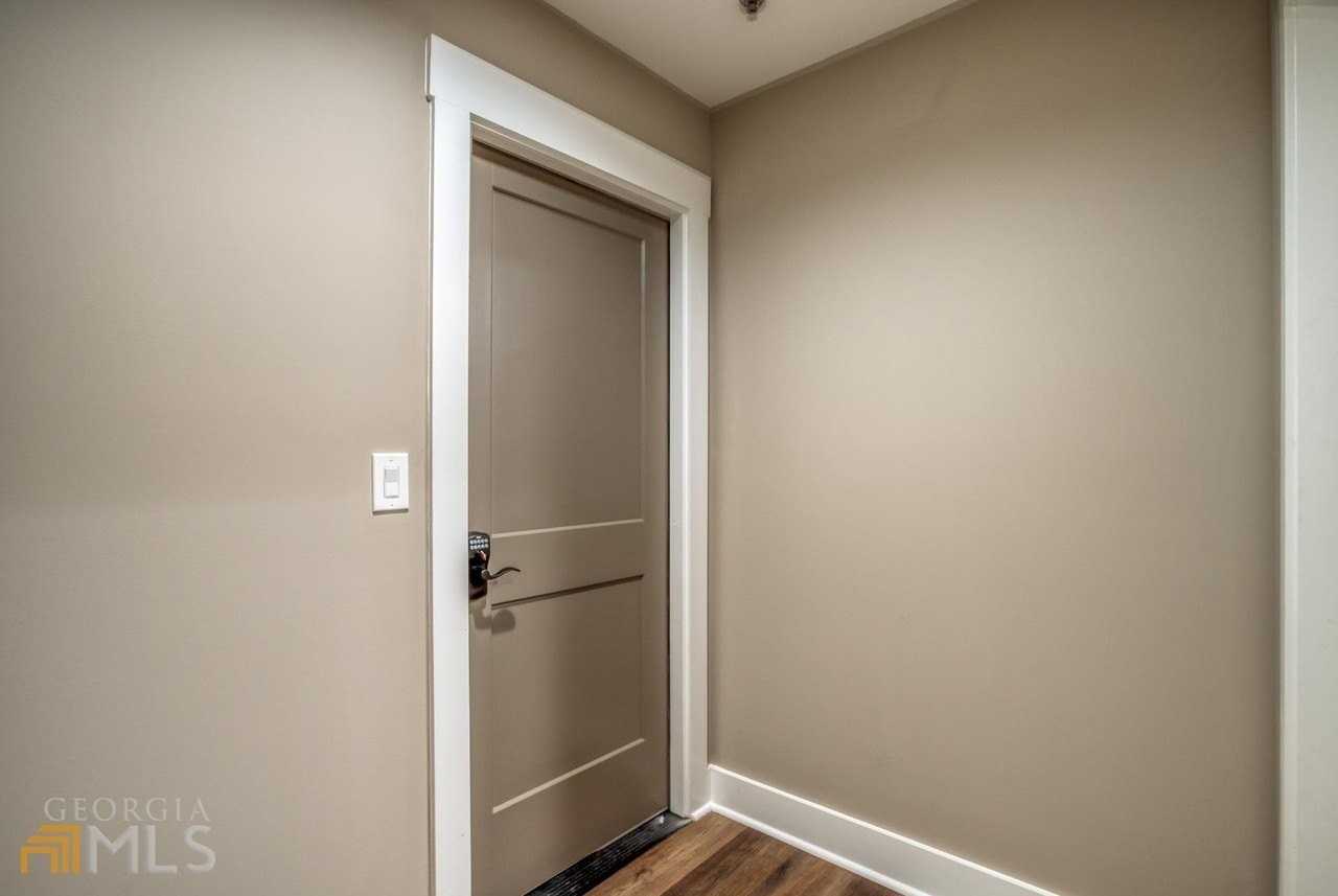 224 Alcovy St #A - Photo 3 of 18