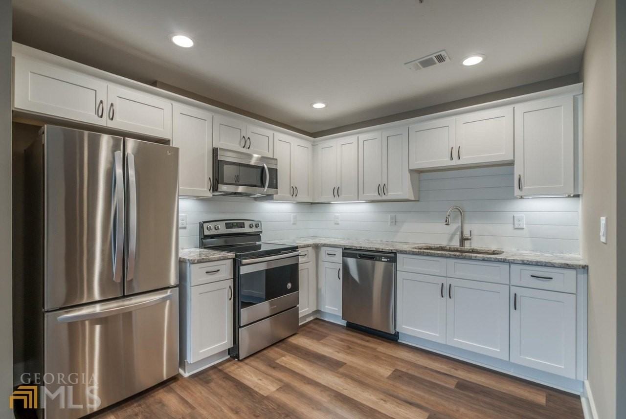 224 Alcovy St #A - Photo 7 of 18