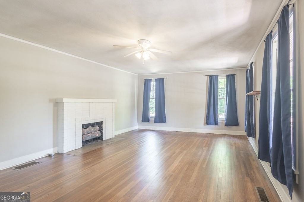 356 Jackson St - Photo 2 of 12