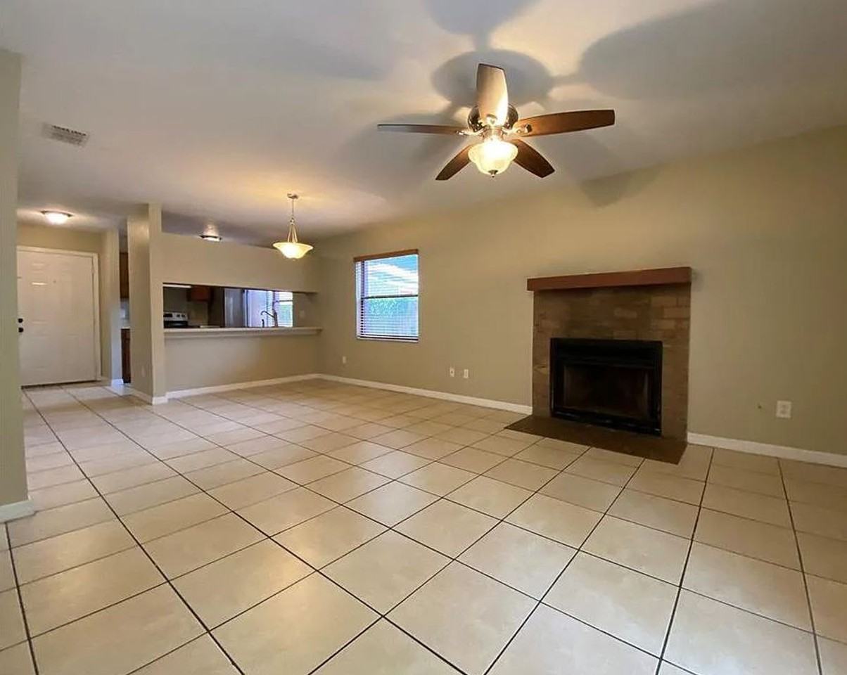 3254 Howell Branch Rd - Photo 4 of 16