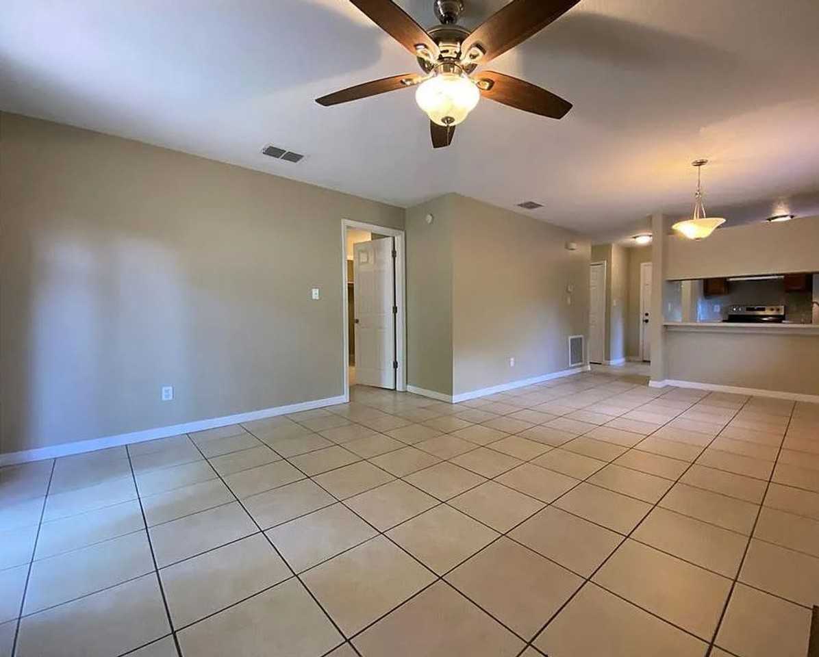 3254 Howell Branch Rd - Photo 5 of 16