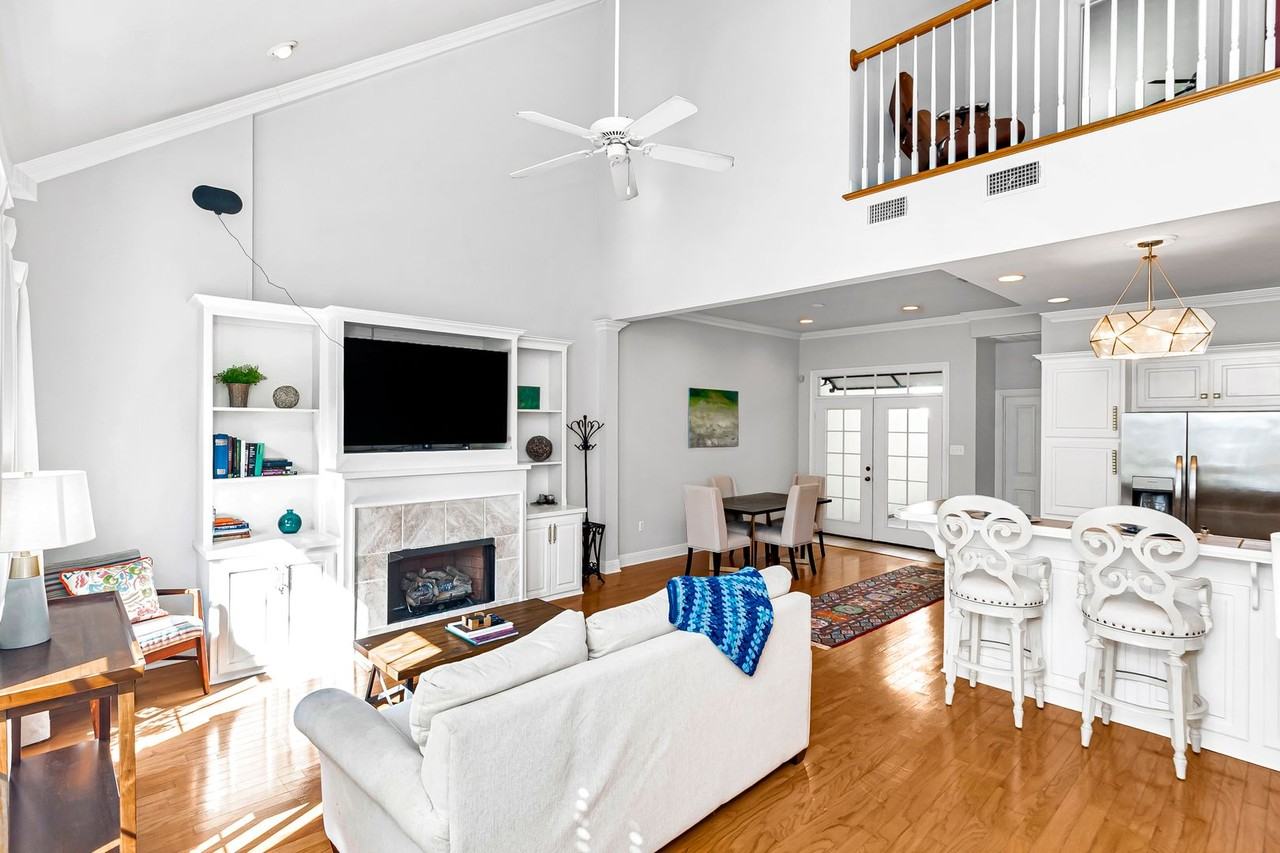 9314 Pine Cone Ct - Photo 3 of 19