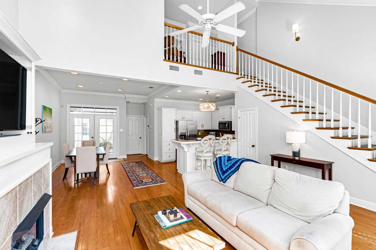 9314 Pine Cone Ct - Photo 6 of 19