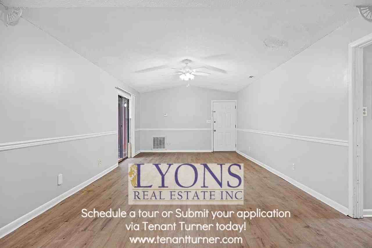 2814 Kirkwood Cir - Photo 4 of 18