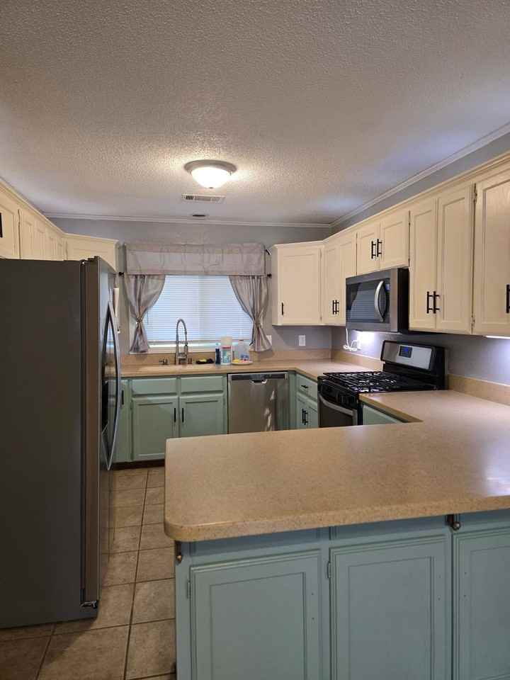 114 Jennison Sq - Photo 6 of 15