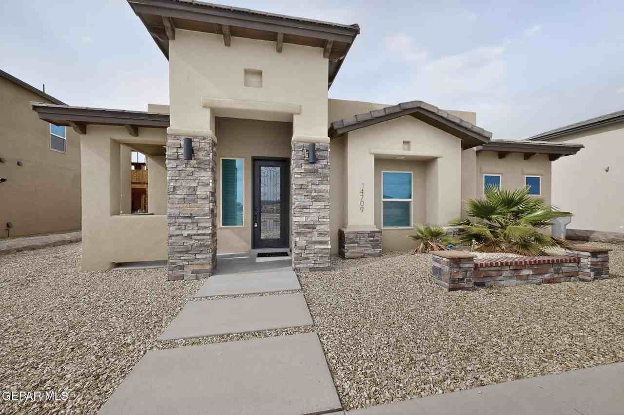 14709 Charles Foster Ave