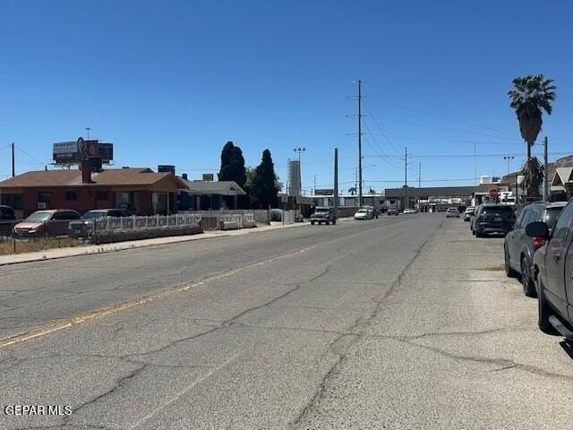 3025 E Missouri Ave - Photo 6 of 23