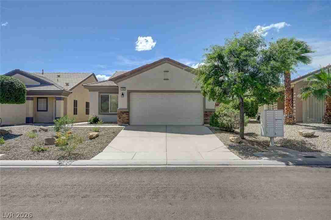 7925 Fantail Dr - Photo 2 of 50