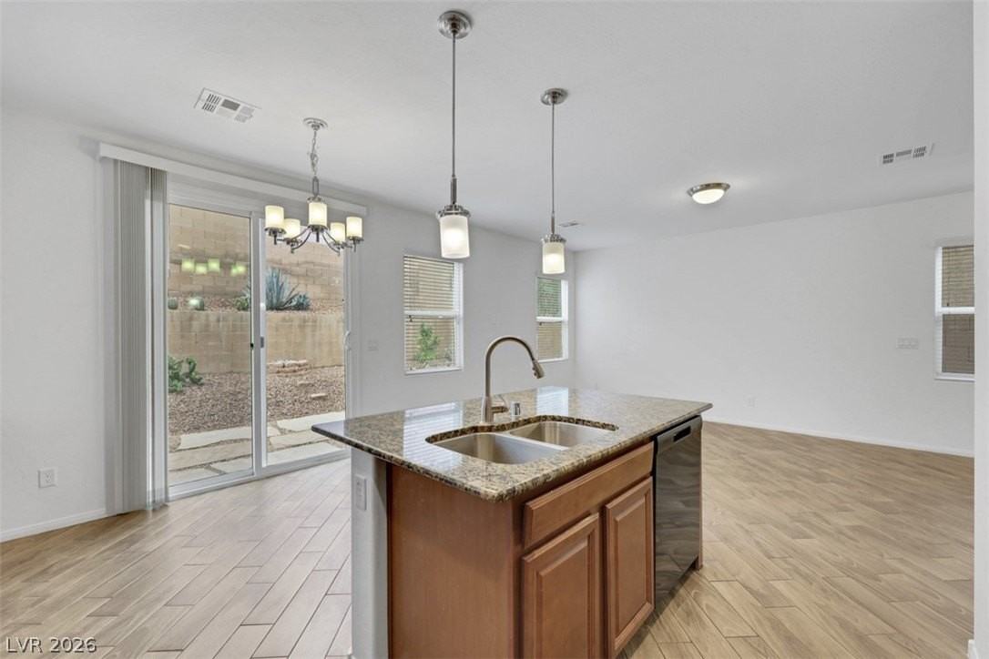 7345 Puddle Duck St - Photo 7 of 20