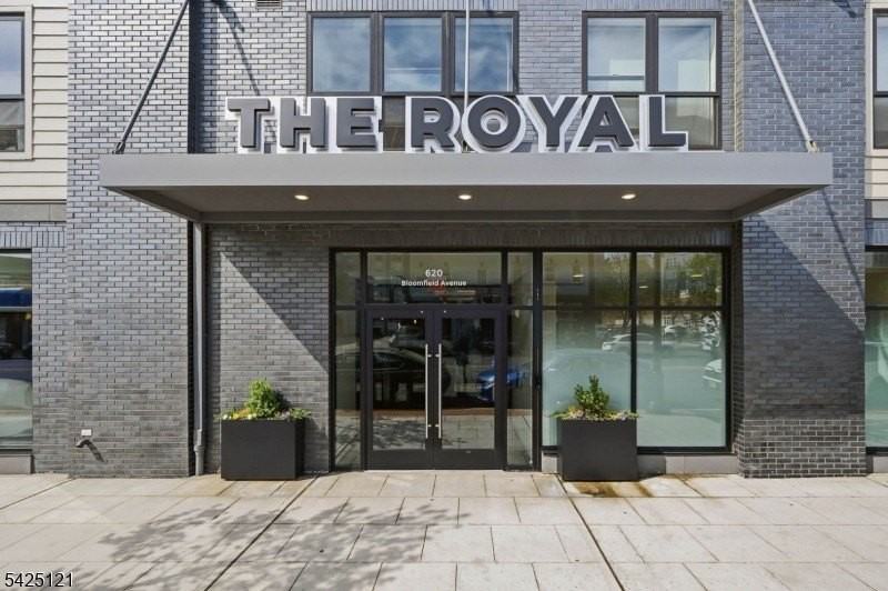 14 Ward St - Photo 3 of 32