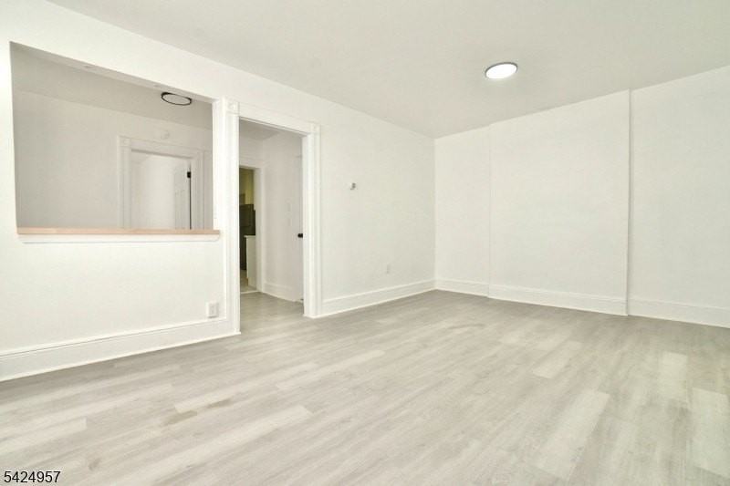 11 Howard Pl Apt 2 #2 - Photo 4 of 20