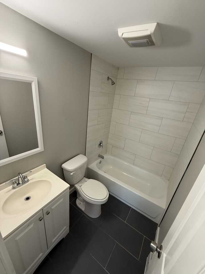 77 E Main St #10 - Photo 4 of 11