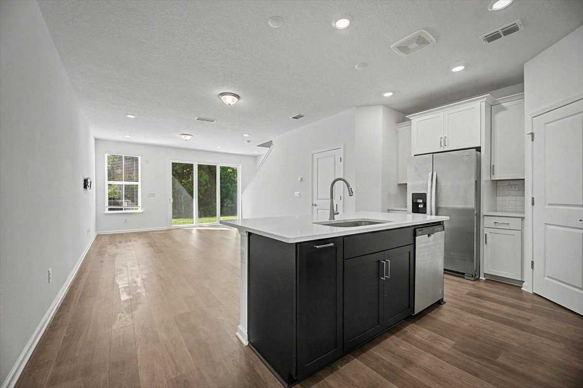 61 Mellowood Ln #1 - Photo 7 of 32