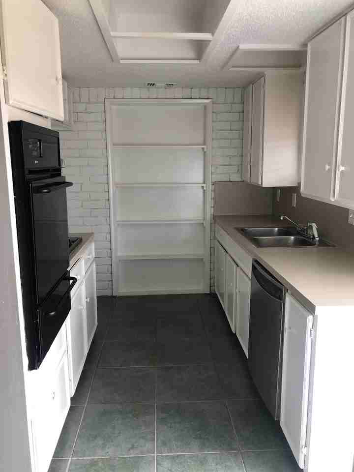 3112 Lourdes St #3112 - Photo 3 of 13