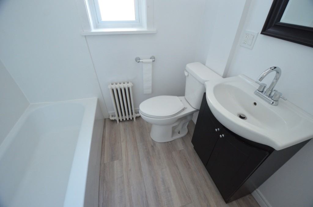 223 Ontario Street #4 - Photo 6 of 14