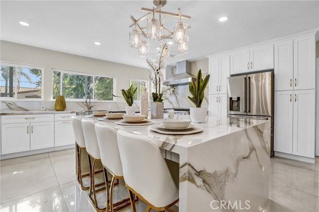 5115 Boda Pl - Photo 6 of 8