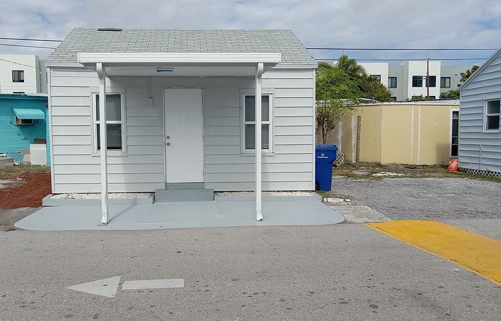 U.S. Rte 1 & Blue Heron Blvd - Photo 4 of 9