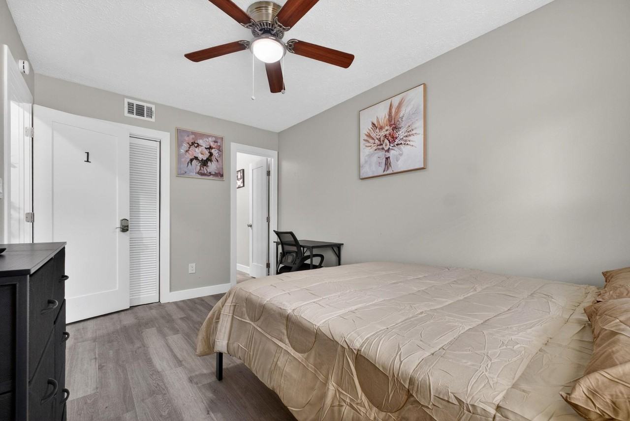 Phillips St - Photo 2 of 23