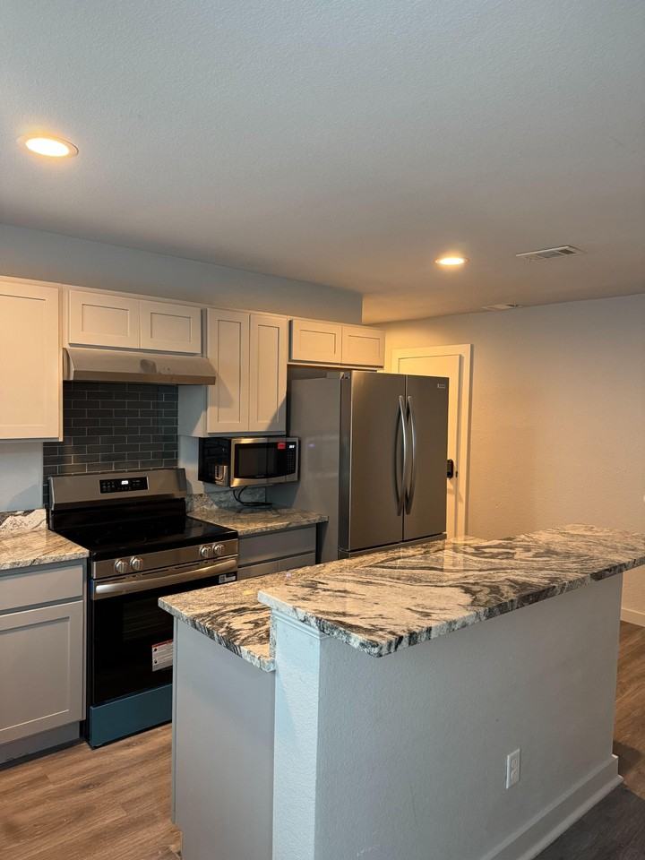 E Arlington Ave - Photo 5 of 50