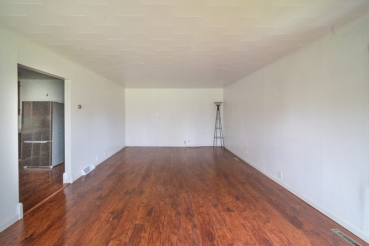 9030 359th Avenue - Photo 5 of 12