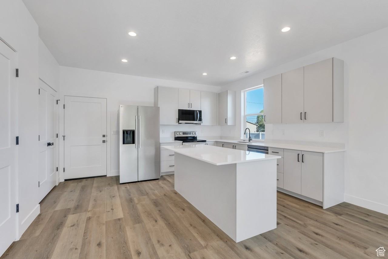 515 Ne #102 - Photo 3 of 8