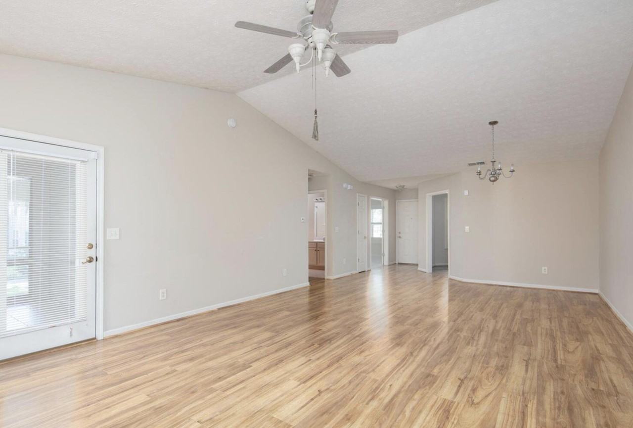 2116 Allegheny Way - Photo 4 of 15