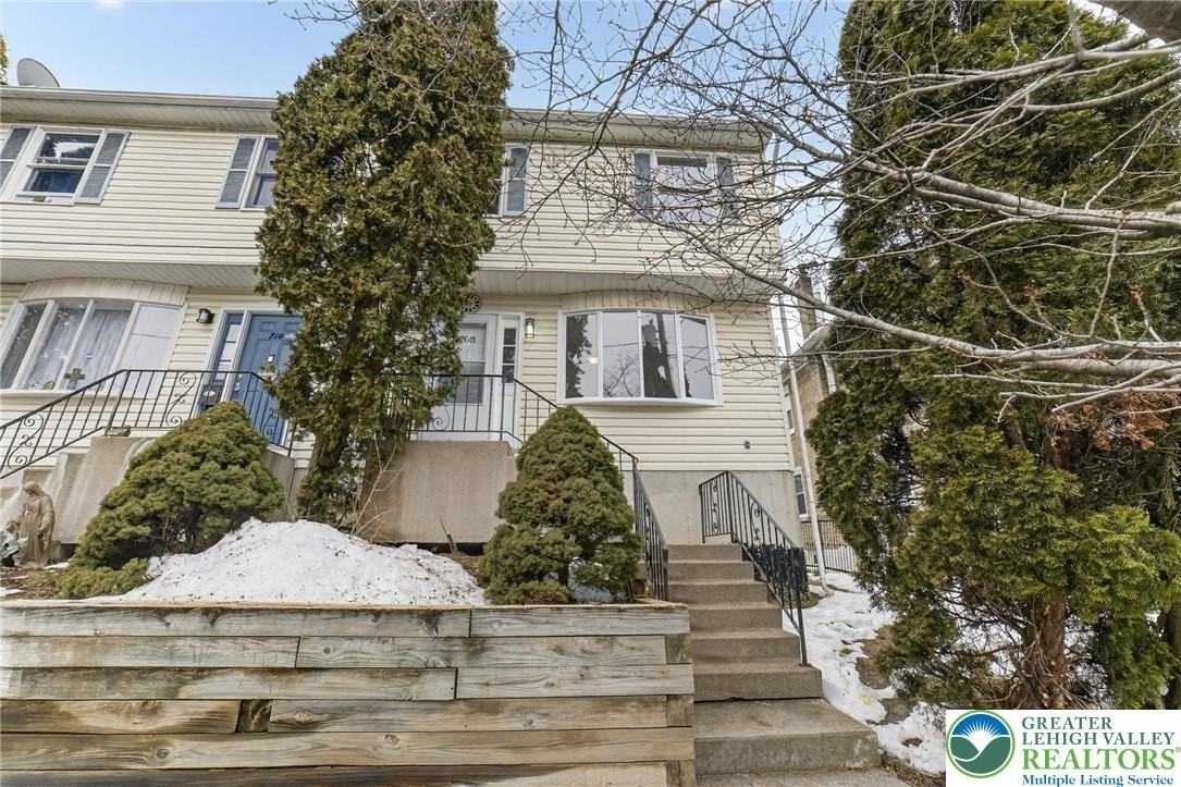 708 Cherokee St - Photo 2 of 24