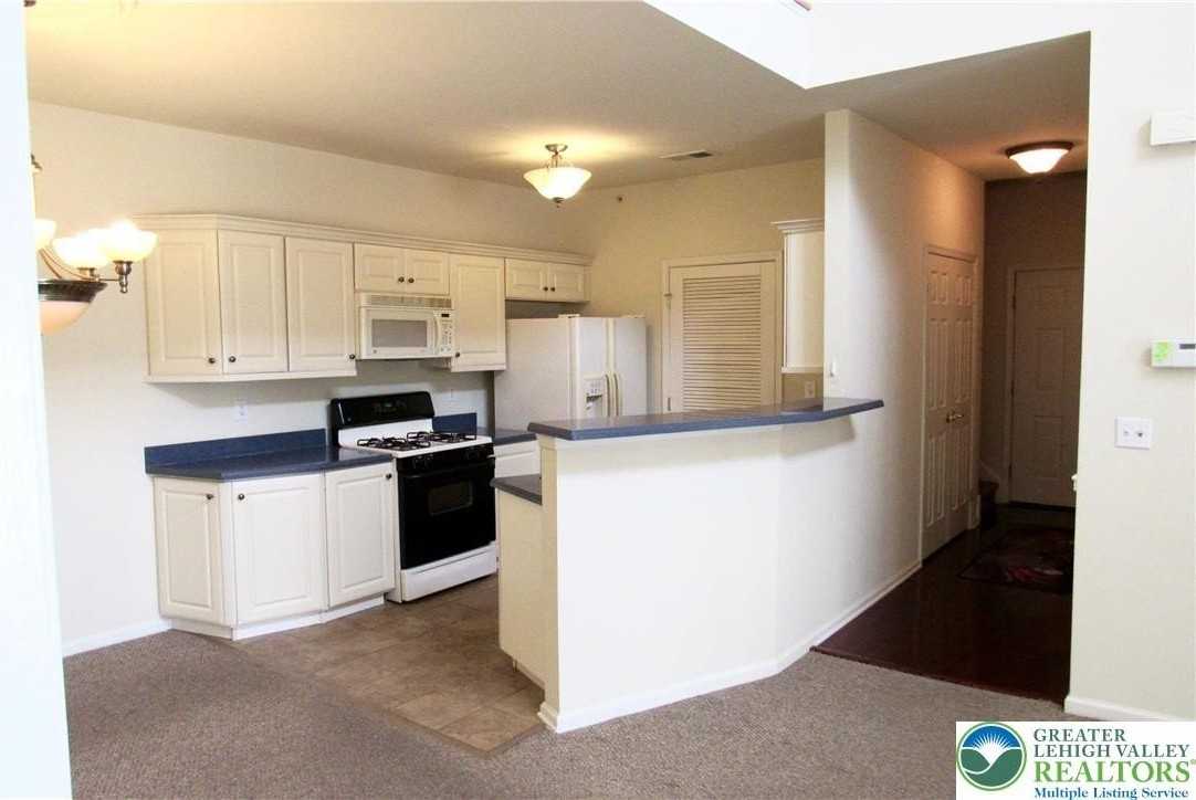 929 Eden Ter - Photo 5 of 15