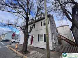featured image of 165 167 Nesquehoning Street