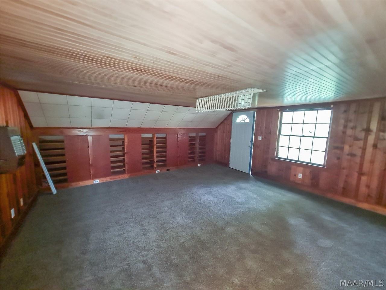 2305 Yancey Ave #B - Photo 4 of 19