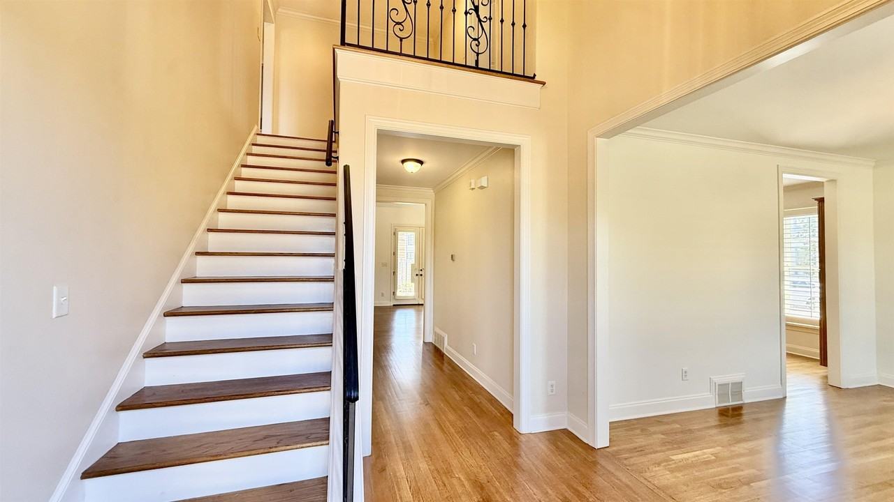 9008 Arden Meadows Dr - Photo 4 of 29