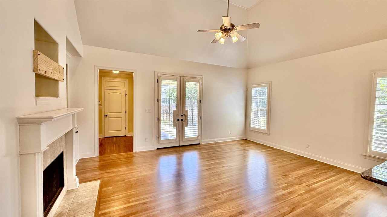 9008 Arden Meadows Dr - Photo 7 of 29