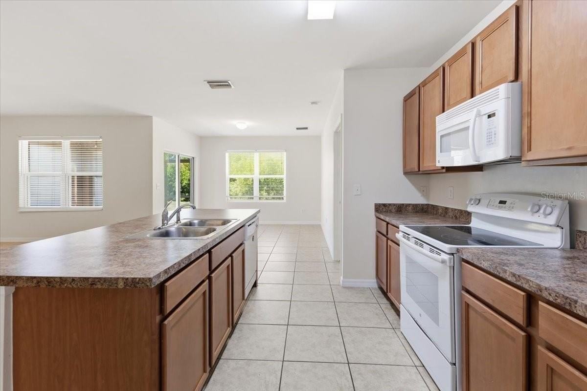 14295 Overlook Ave - Photo 4 of 7