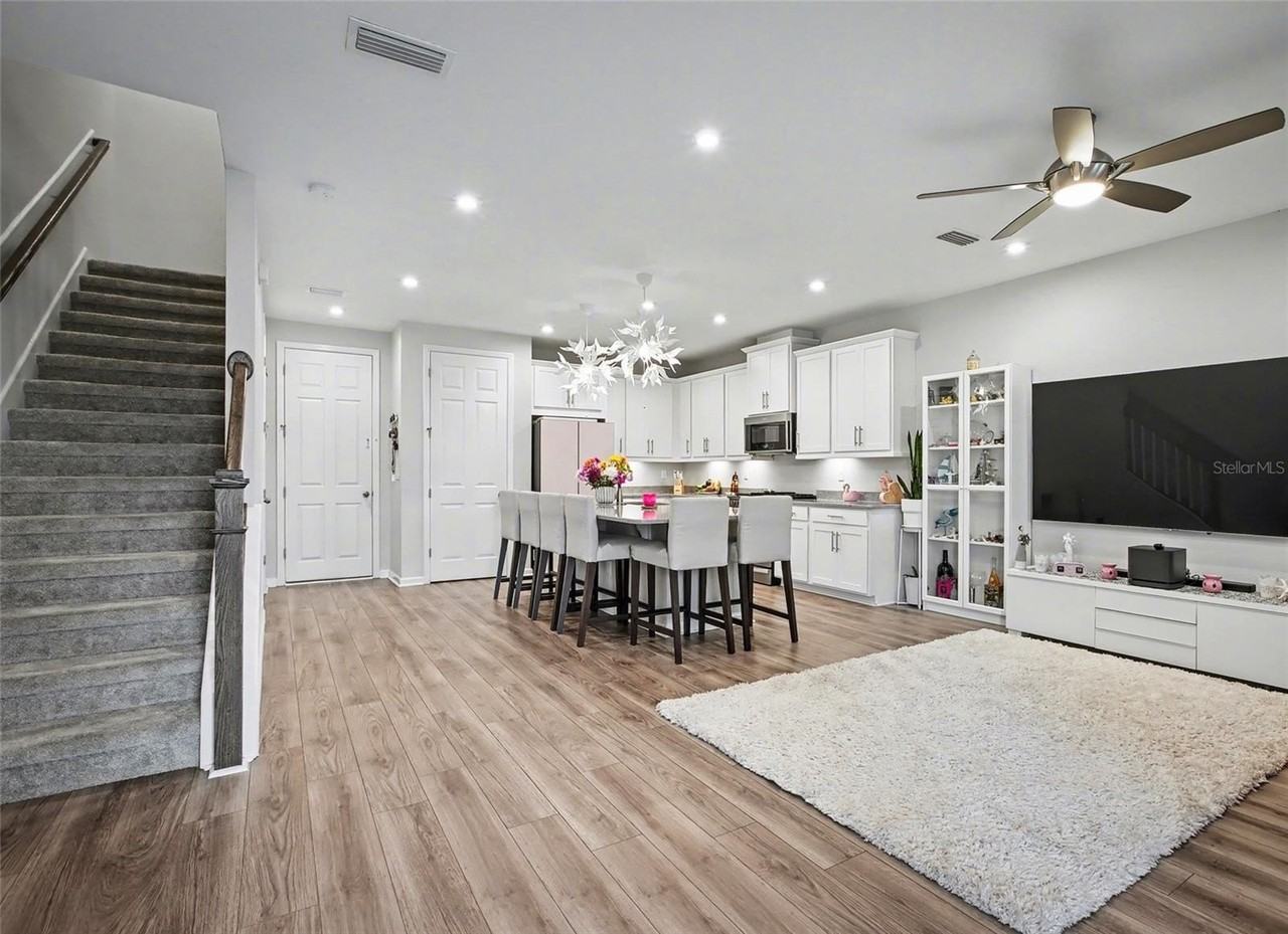 3515 Headland Way - Photo 5 of 30