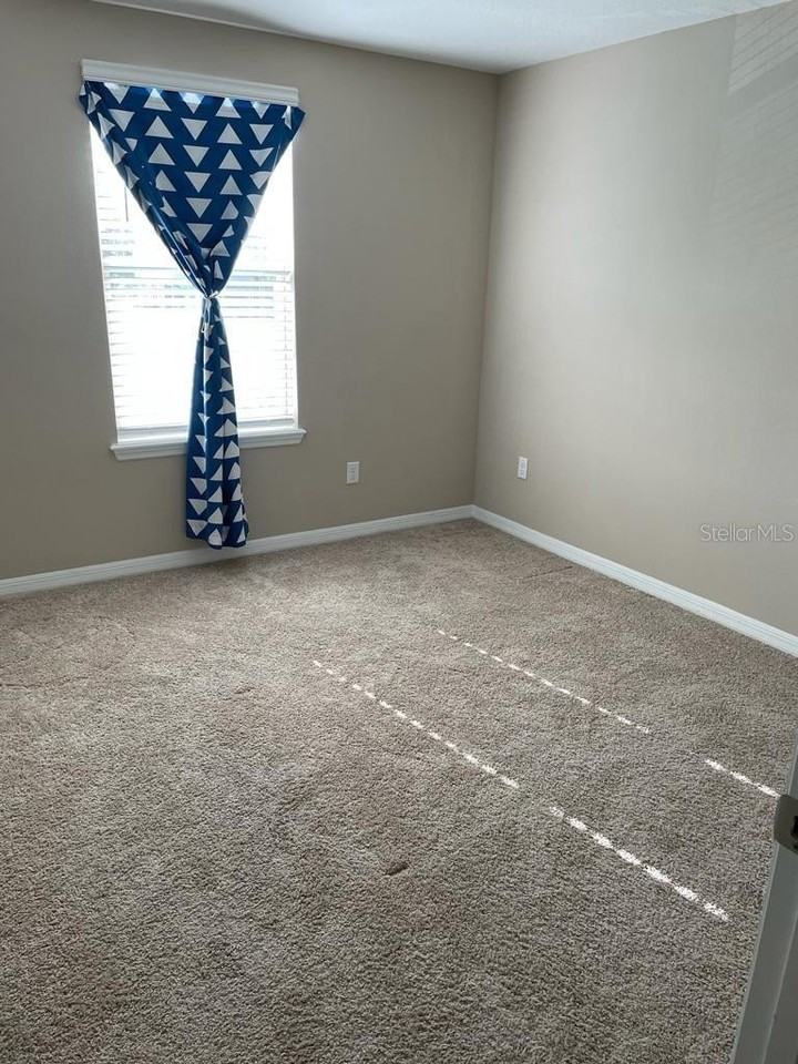 10042 Salt Point Dr - Photo 7 of 19