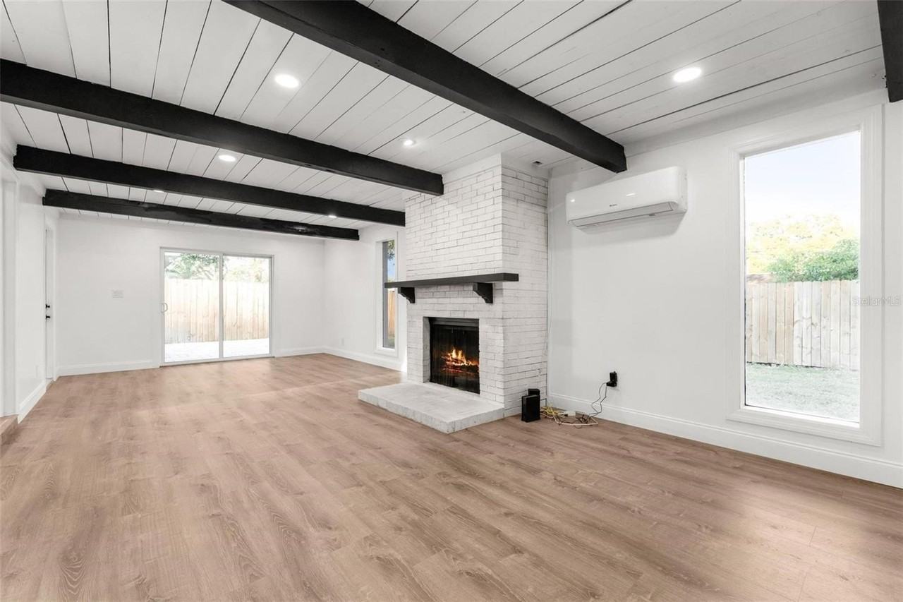 2203 Nottingham Rd - Photo 7 of 32