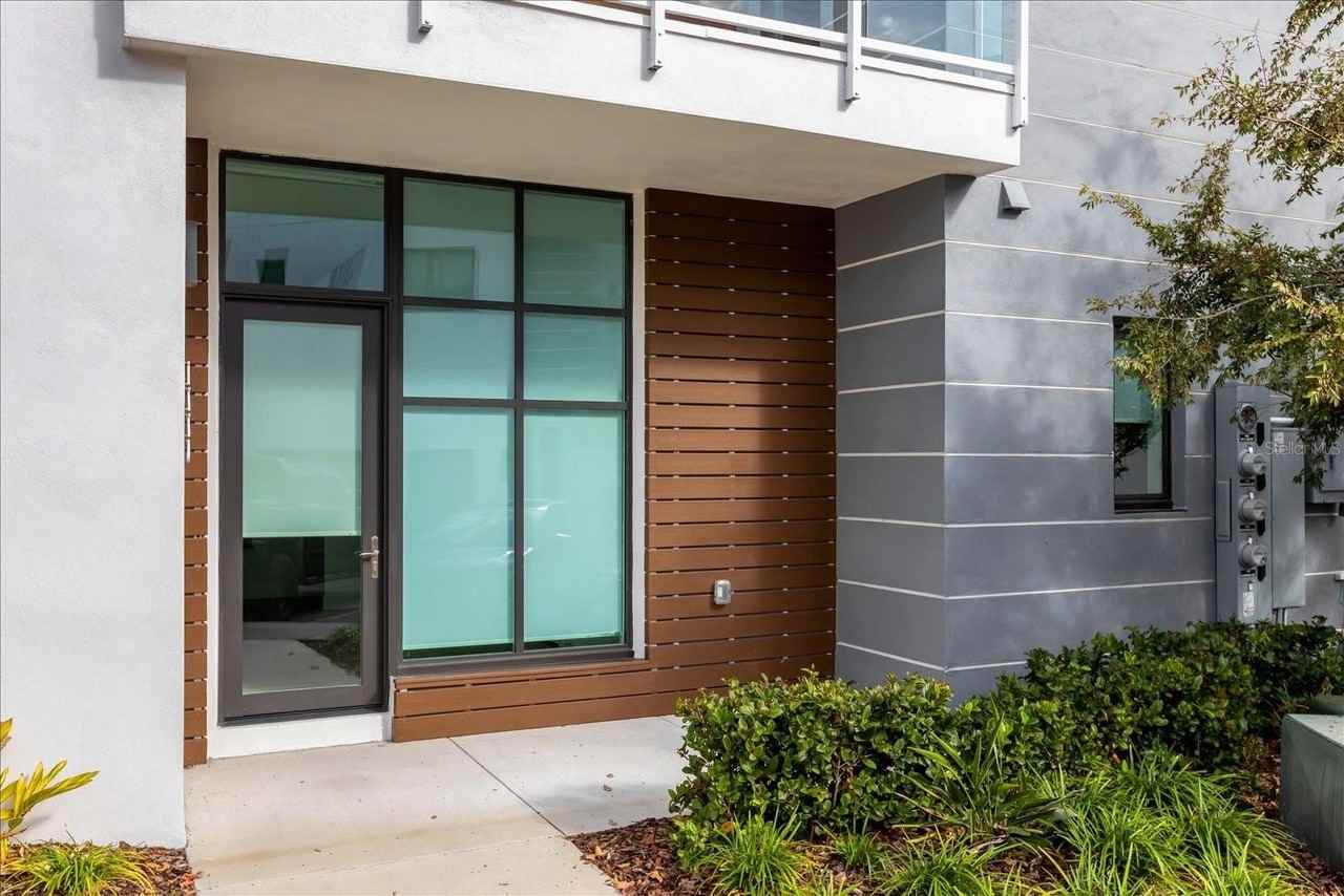 1776 Mondrian Cir - Photo 4 of 44