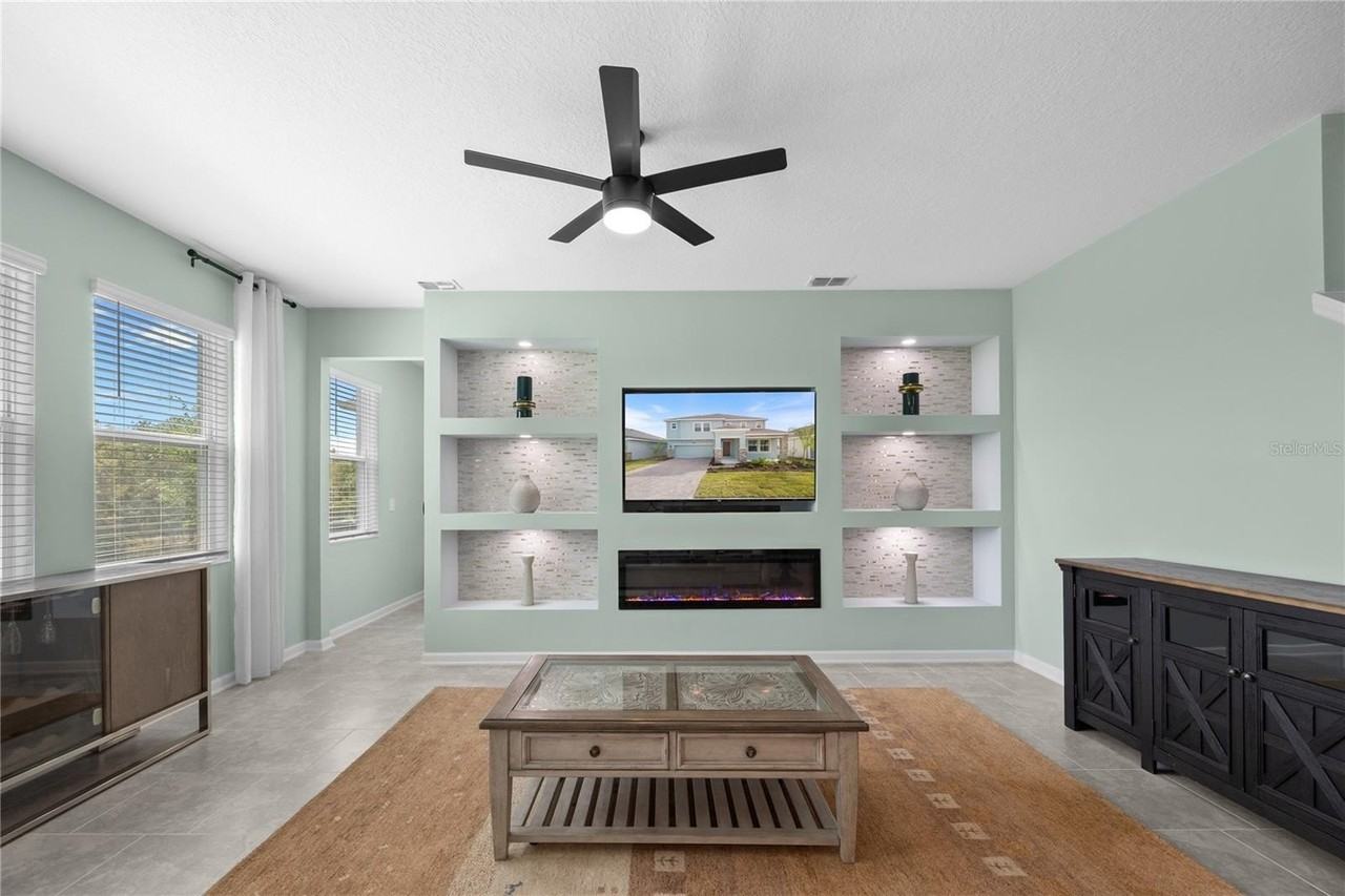 157 Aces High Ln - Photo 4 of 35