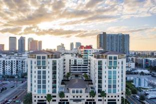 1227 E Madison St #902 - Photo 1 of 1