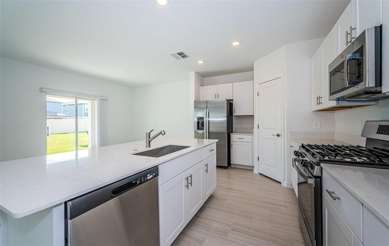 22310 Blazing Star Run - Photo 6 of 40