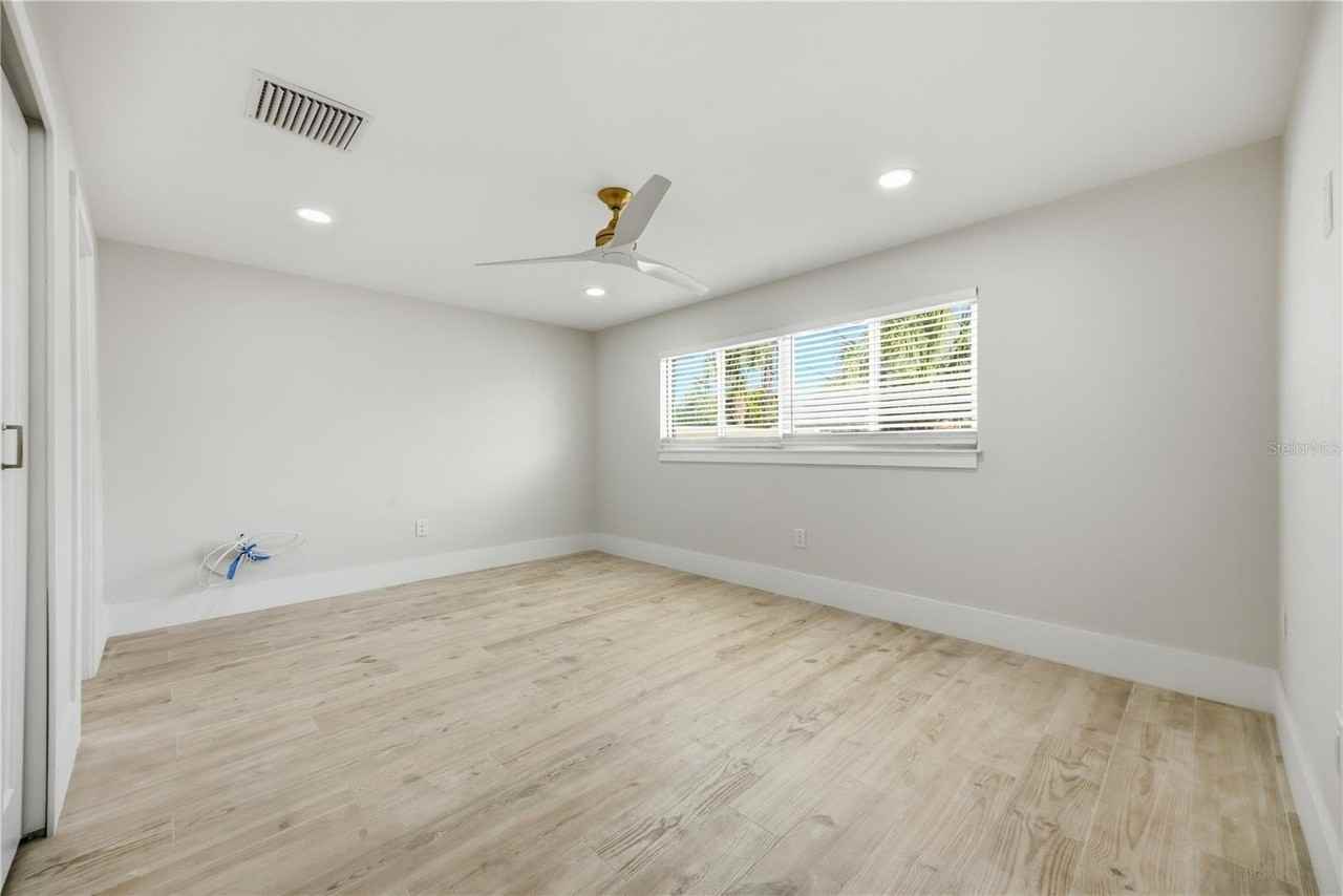 1301 62nd Ter S - Photo 6 of 18