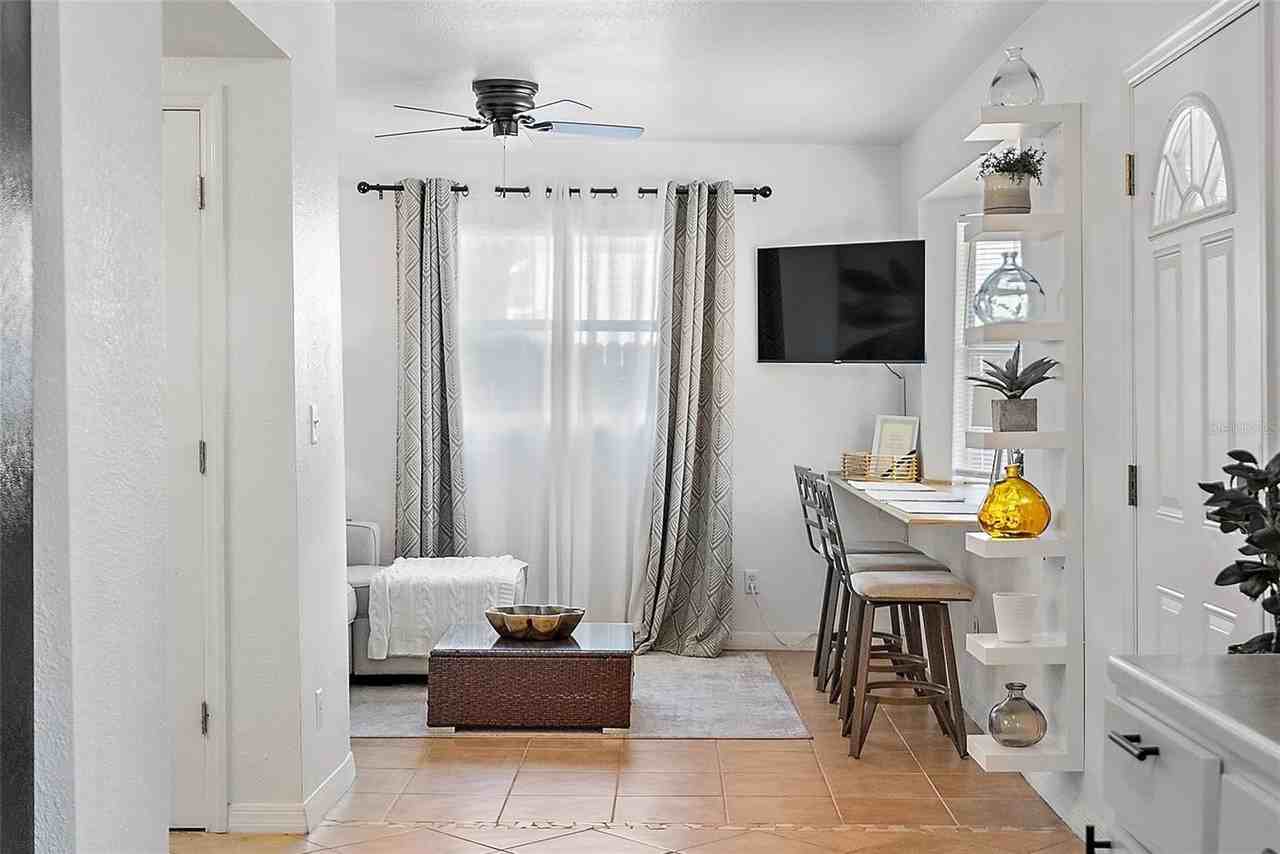 2810 2nd Ave S #B - Photo 2 of 28