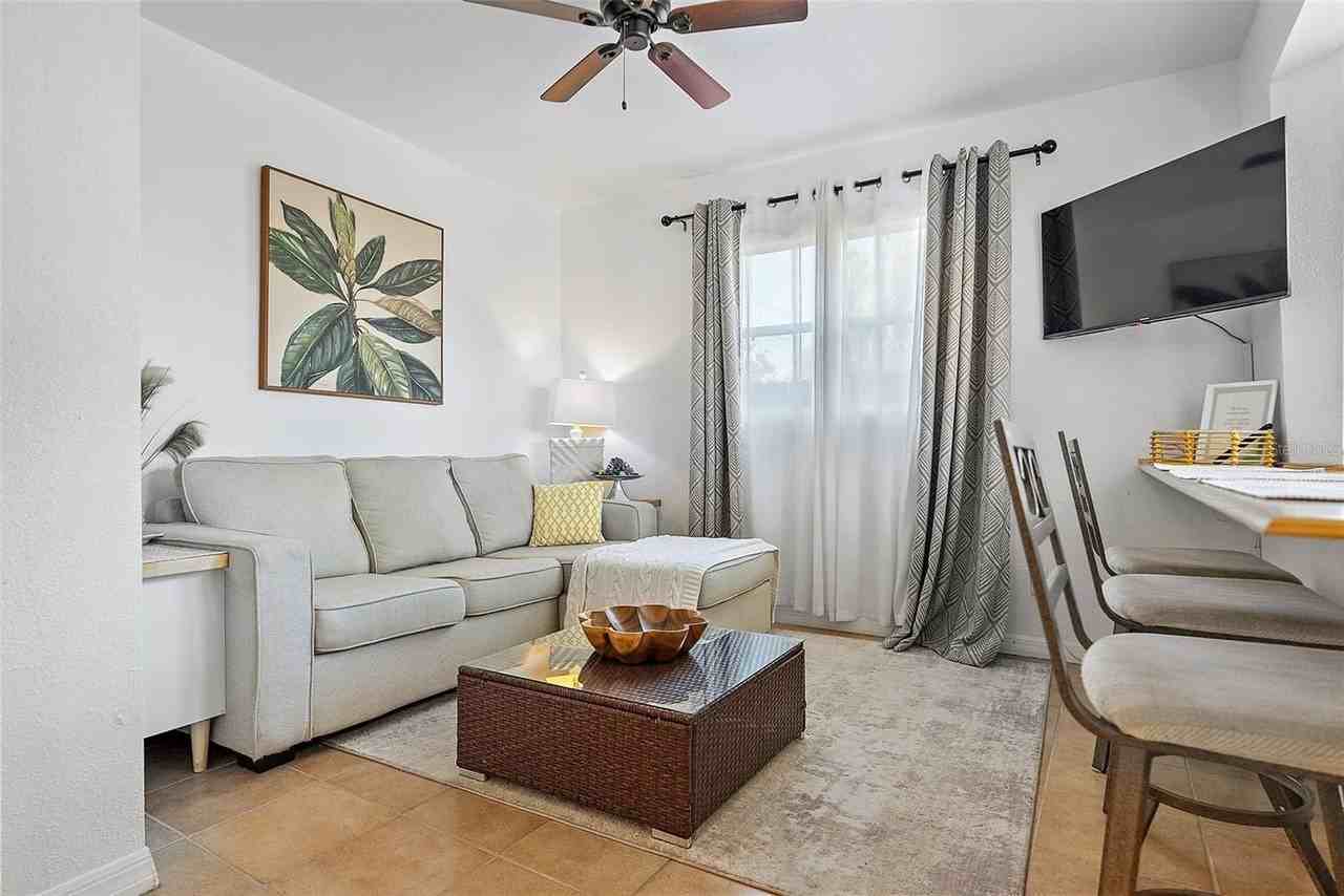 2810 2nd Ave S #B - Photo 3 of 28