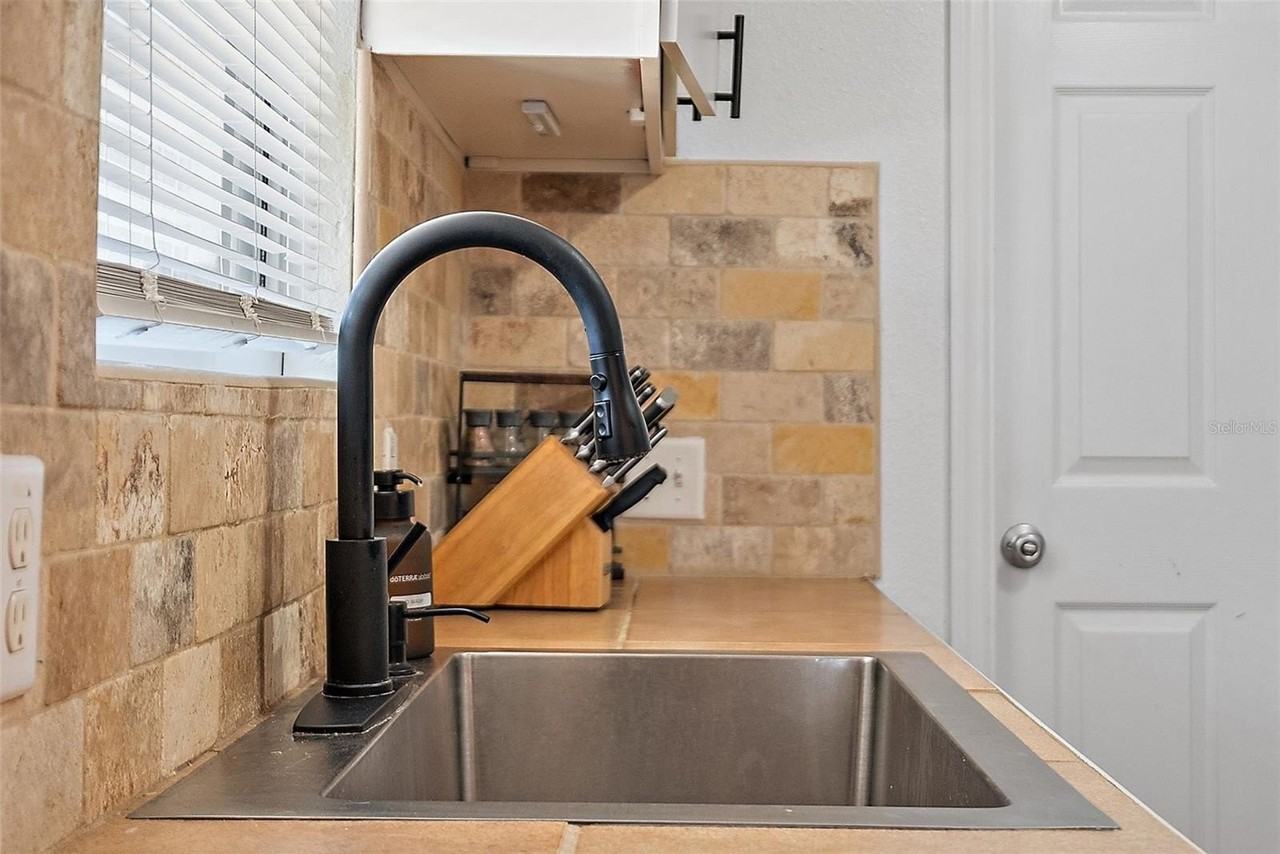 2810 2nd Ave S #B - Photo 6 of 28