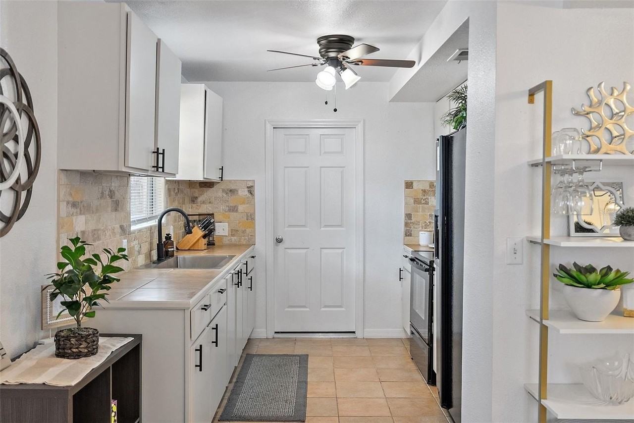 2810 2nd Ave S #B - Photo 7 of 28