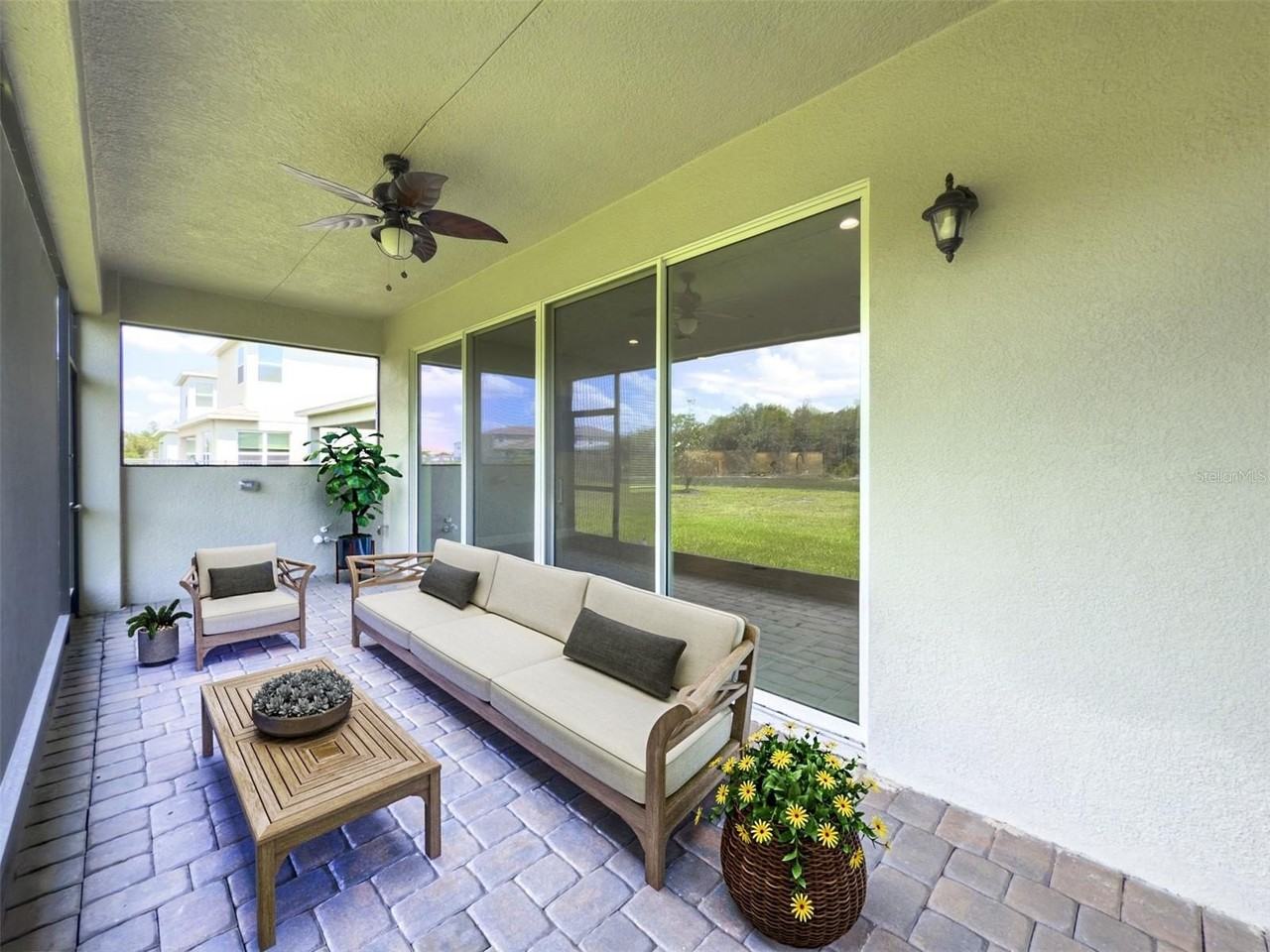 32277 Mahogany Valley Dr - Photo 4 of 45